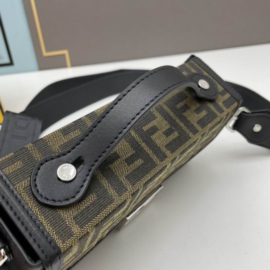 Fendi 23x6.5x13cm ww (21)