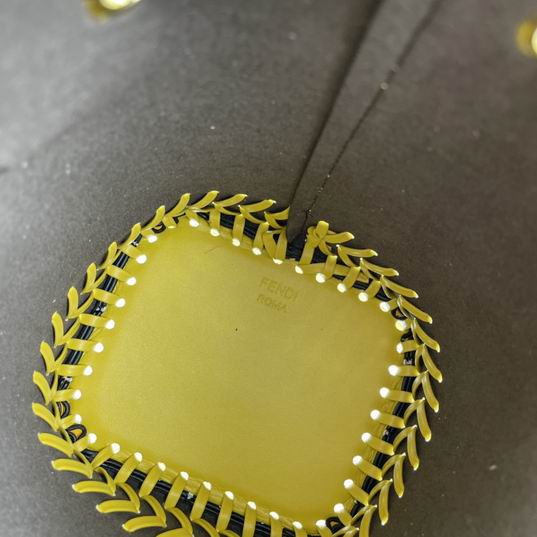 Fendi 3304 19x13x12cm ww (14)