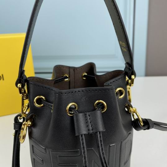 Fendi 3304 19x13x12cm ww (21)