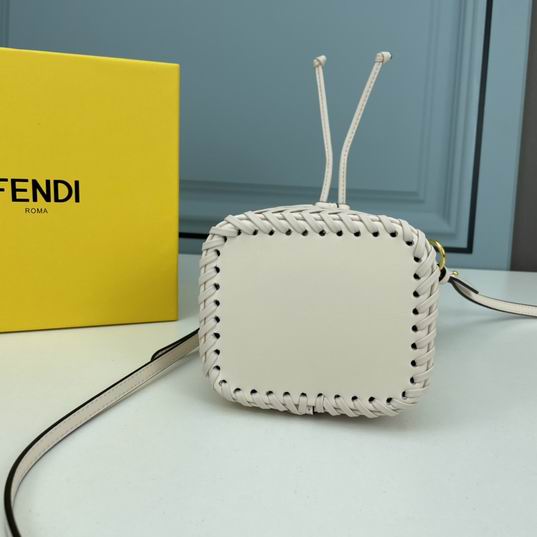 Fendi 3304 19x13x12cm ww (4)