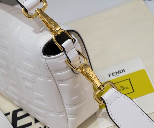 Fendi 3314 26x5x15cm ww (3)