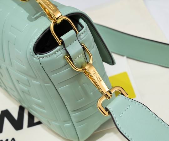 Fendi 3314 26x5x15cm ww (30)