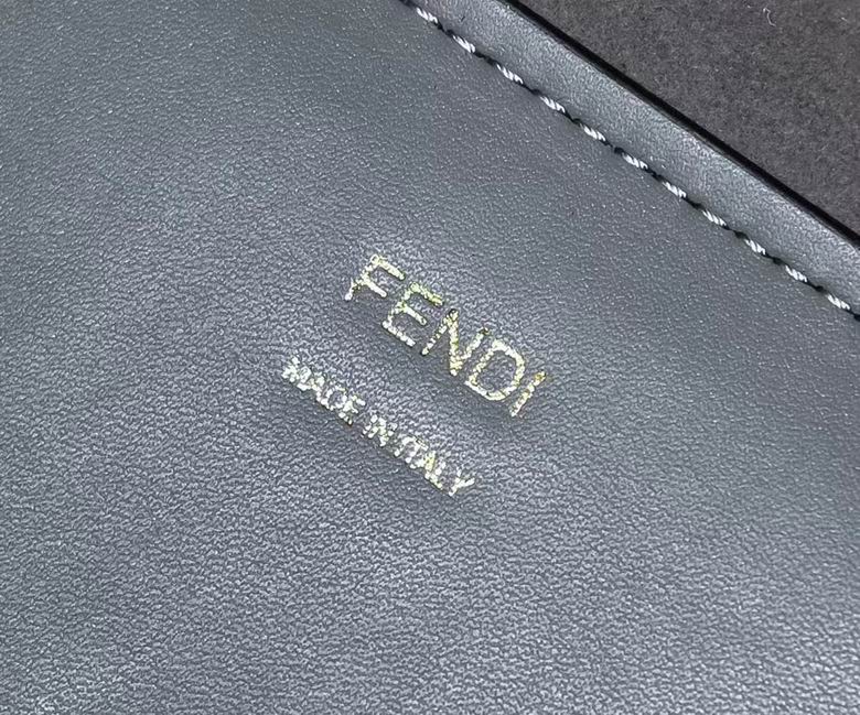 Fendi 3363 35x17x31cm ww (15)