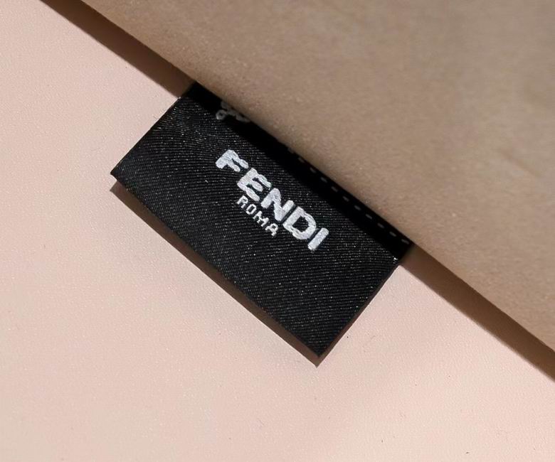 Fendi 3363 35x17x31cm ww (17)