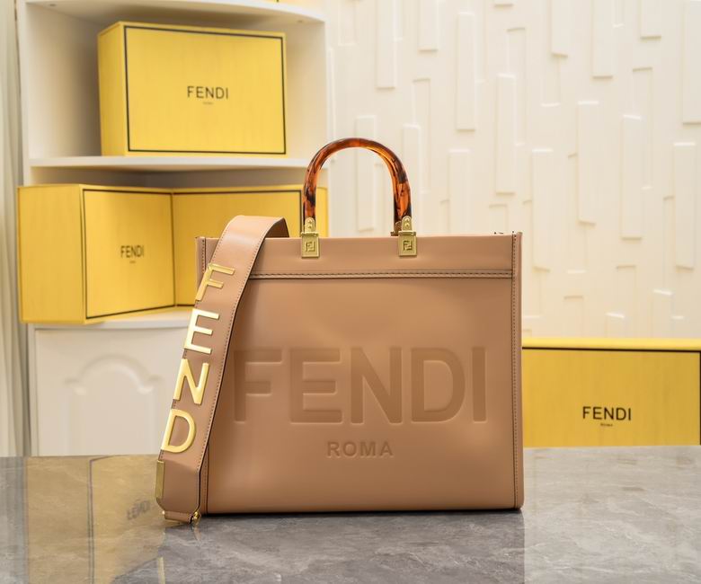 Fendi 3363 35x17x31cm ww (19)