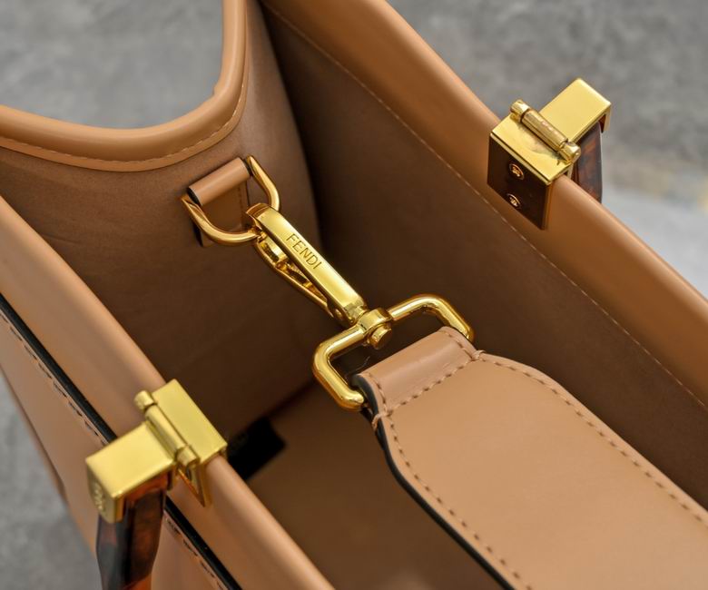 Fendi 3363 35x17x31cm ww (23)