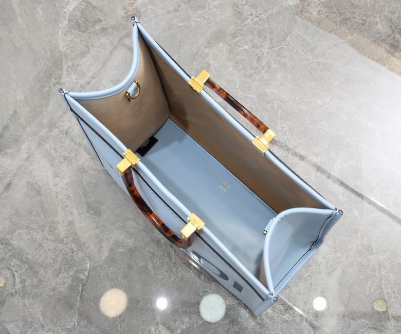 Fendi 3363 35x17x31cm ww (36)