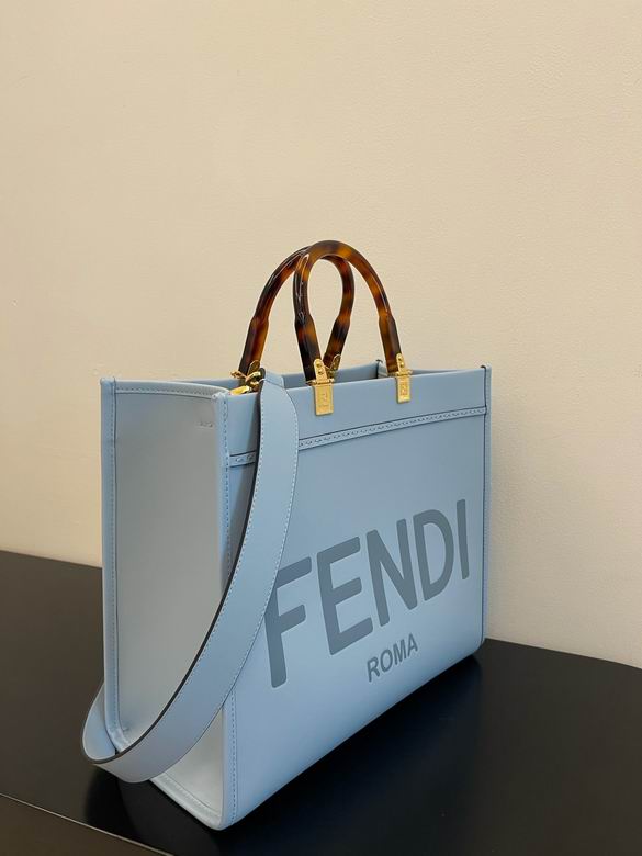 Fendi 35x17x31cm YG 1 (2)