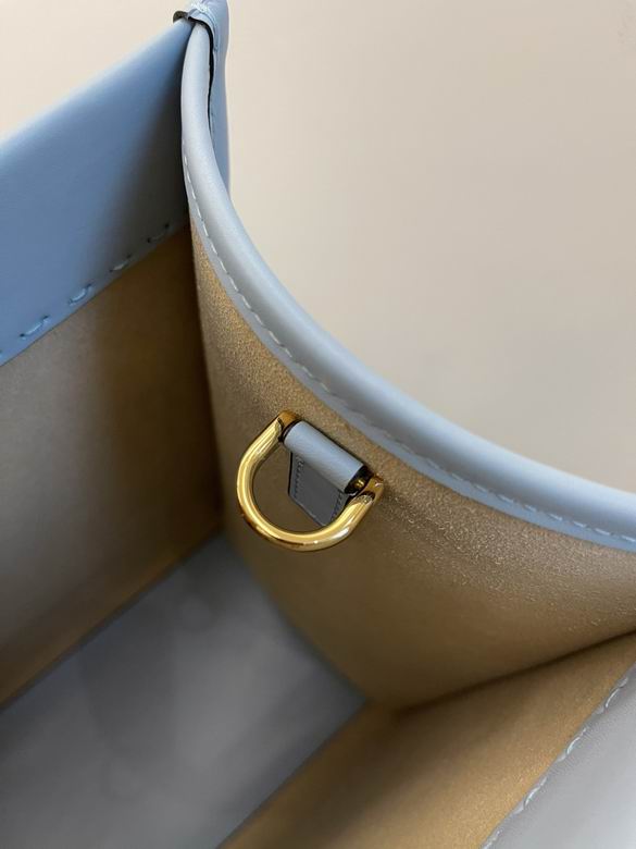 Fendi 35x17x31cm YG 1 (4)