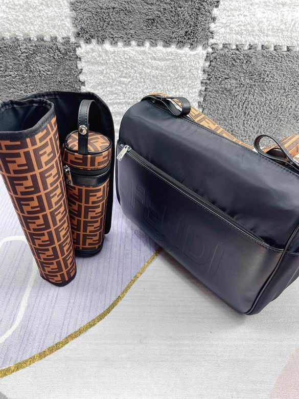 Fendi 40x30x15cm CX (2)