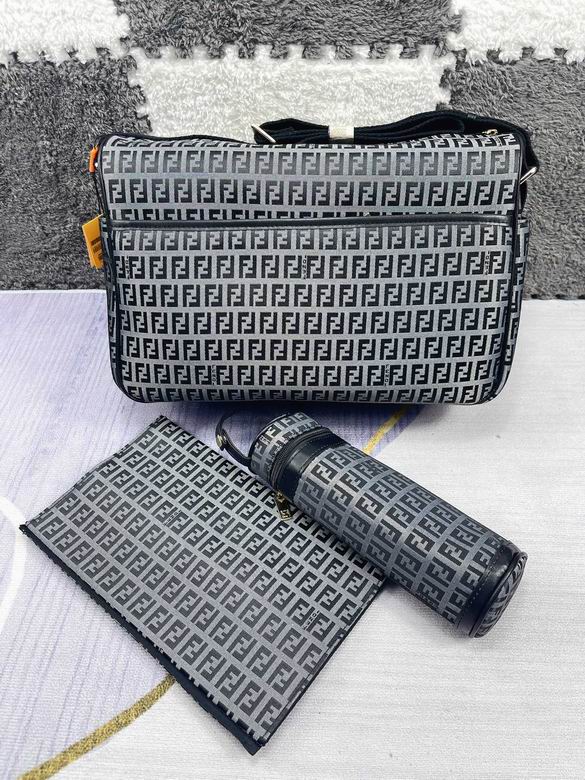 Fendi 40x30x15cm CX 1 (3)