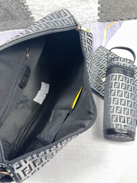 Fendi 40x30x15cm CX 1 (5)