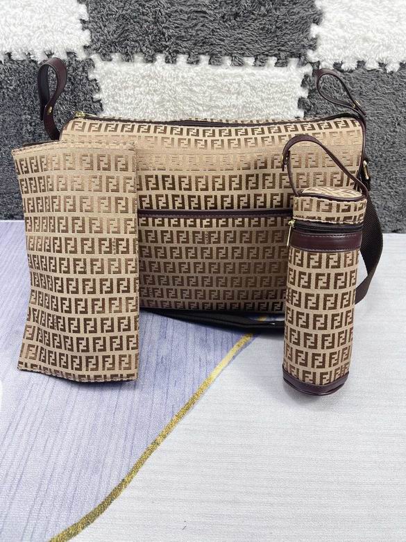 Fendi 40x30x15cm CX 3 (3)