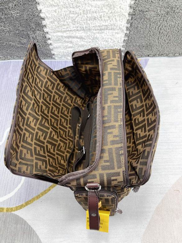 Fendi 42x32x15cm CX (6)