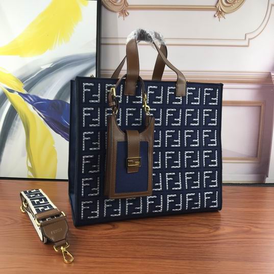 Fendi 608 38x34x20cm ww (11)