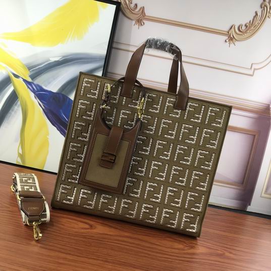 Fendi 608 38x34x20cm ww (19)