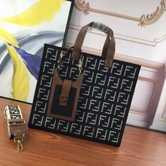 Fendi 608 38x34x20cm ww (28)