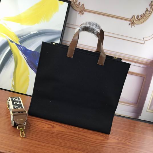 Fendi 608 38x34x20cm ww (31)