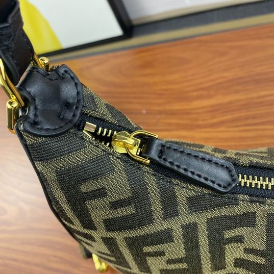 Fendi 6388 29x24x10cm ww (5)