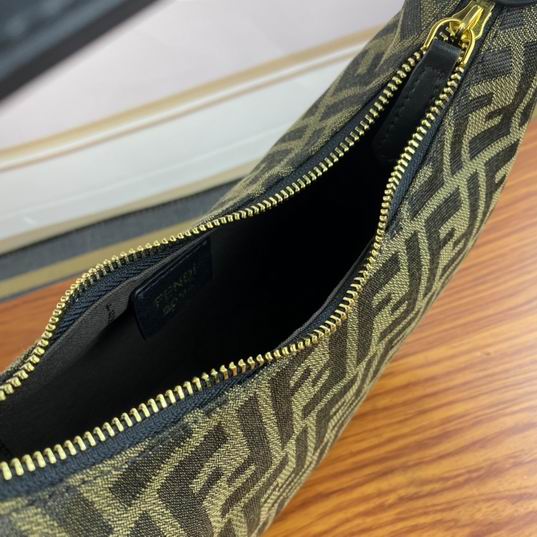 Fendi 6388 29x24x10cm ww (8)