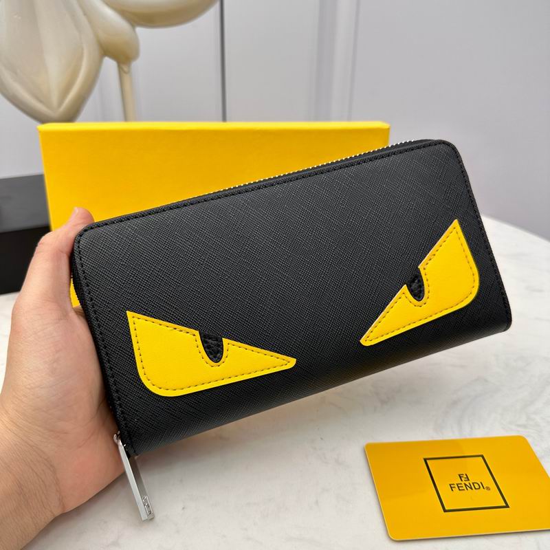 Fendi 666096 19x10x2.5cm zy (1)