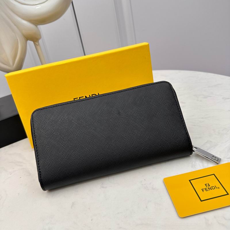 Fendi 666096 19x10x2.5cm zy (3)