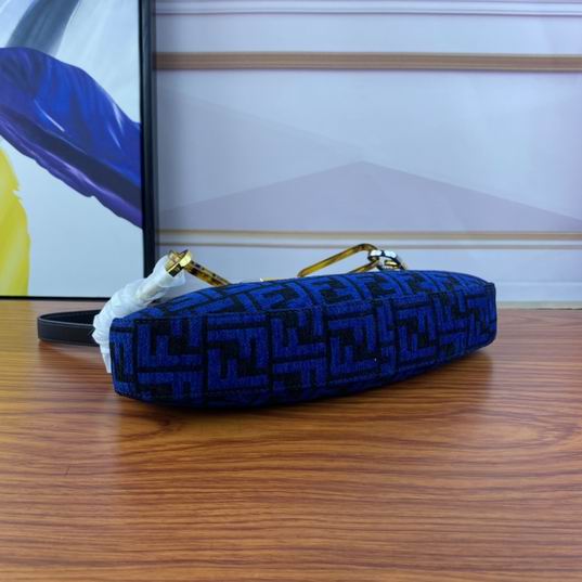 Fendi 7001 32x11x5cm ww (3)