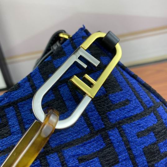 Fendi 7001 32x11x5cm ww (6)