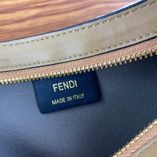 Fendi 7001 32x11x5cm ww (8)