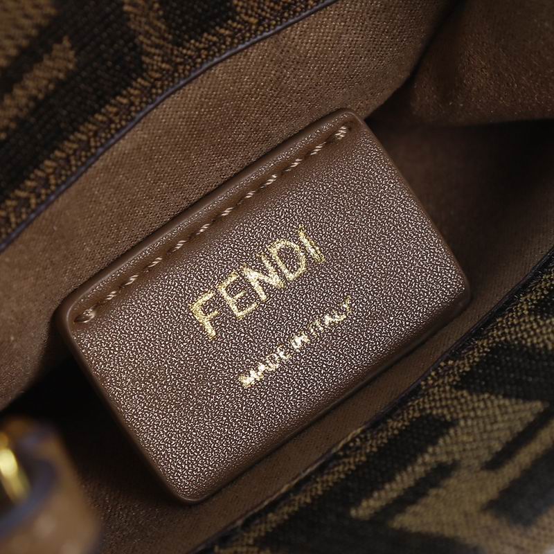 Fendi 7712啡色14.5x6x18cm ww (5)