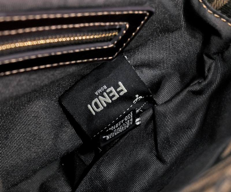 Fendi 7727 29x25x4cm ww (10)