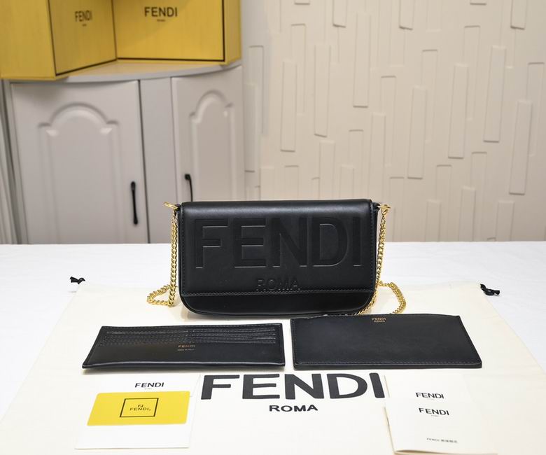 Fendi 80020 21x3.5x12cm ww (1)