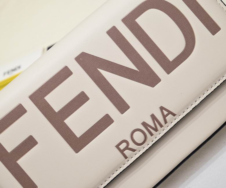 Fendi 80020 21x3.5x12cm ww (22)