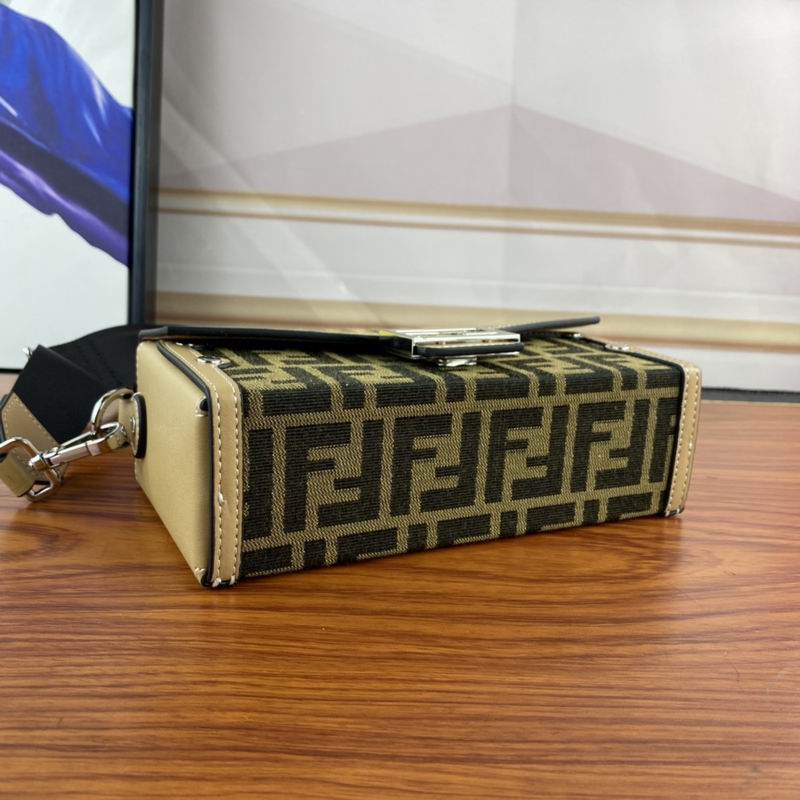 Fendi 80098 23x6.5x13cm ww (22)