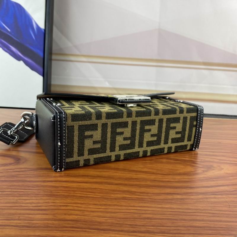 Fendi 80098 23x6.5x13cm ww (31)