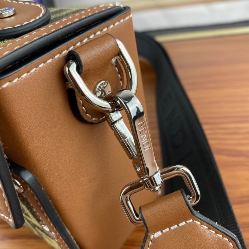 Fendi 80098 23x6.5x13cm ww (5)