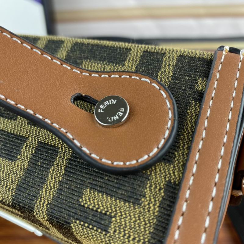 Fendi 80098 23x6.5x13cm ww (6)