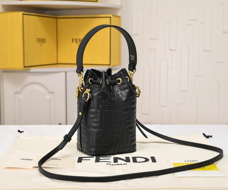Fendi 8850 18x12x10cm ww (2)
