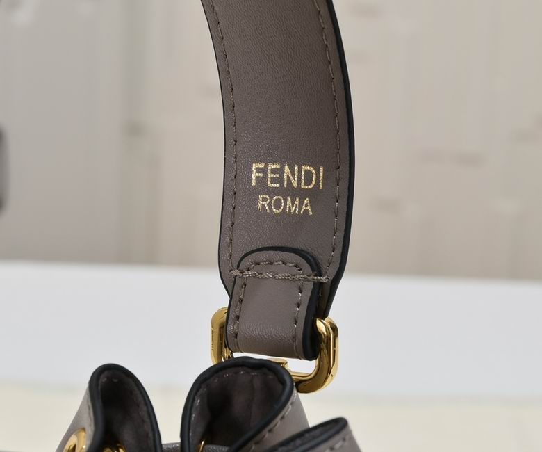 Fendi 8899 18x12x10cm ww (5)