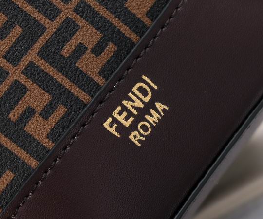 Fendi 8940 12x10x19cm ww (5)