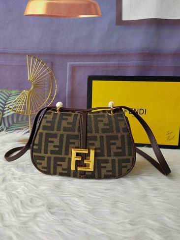 Fendi 8BS082 21x15x6.5cm zy (2)