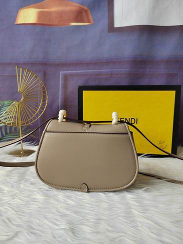 Fendi 8BS082 21x15x6.5cm zy (30)