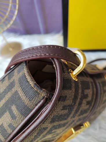 Fendi 8BS082 21x15x6.5cm zy (8)