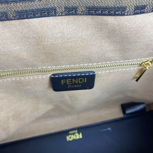 Fendi 9020 35x31x173cm ww (16)