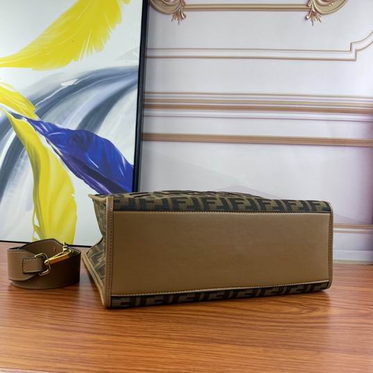 Fendi 9020 35x31x173cm ww (4)