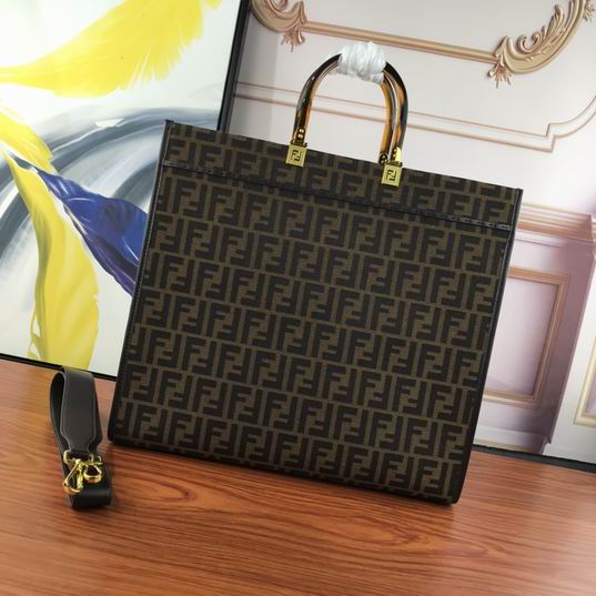 Fendi 9023 40x35cm ww (3)