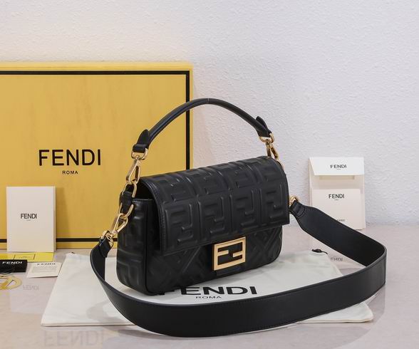 Fendi Baguette 011 26x13x6cm ww (4)