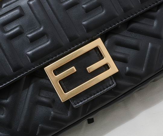 Fendi Baguette 011 26x13x6cm ww (6)