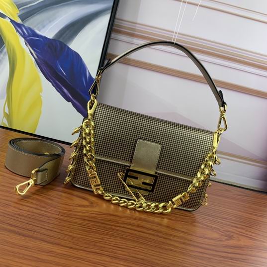 Fendi Baguette 0192 26x15x5cm ww (1)