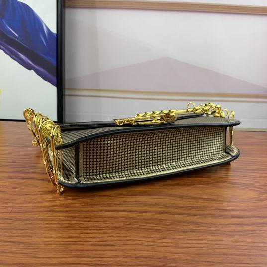 Fendi Baguette 0192 26x15x5cm ww (4)